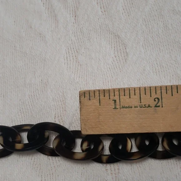 NEST Spotted Horn Link Necklace - Picture 8 of 11